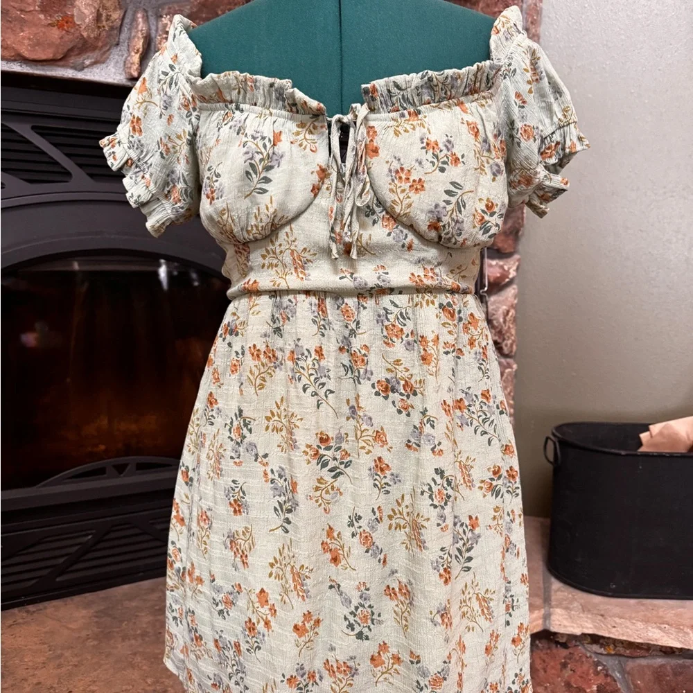 Lulus Floral Summer Dress in Sage Green - Picture 3 of 5